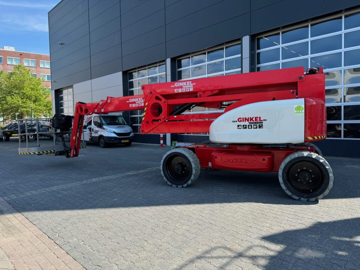 2314A230 C5CA 442D 803A 331F87E52CED